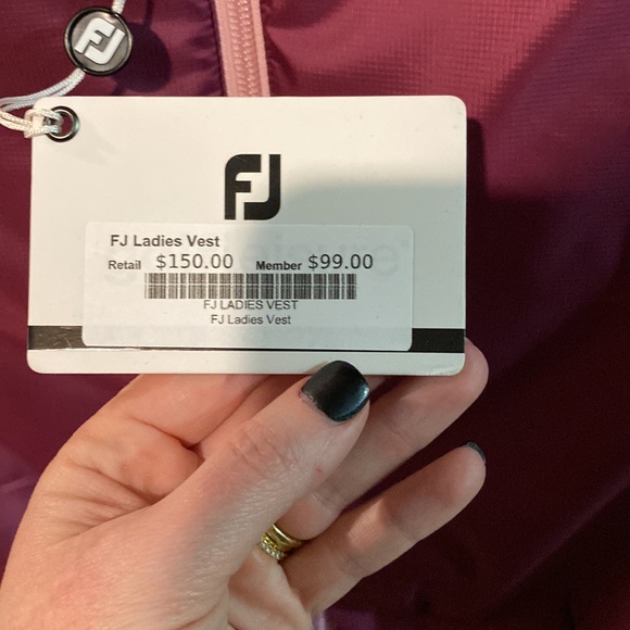 NWT FootJoy vest - Picture 4 of 6